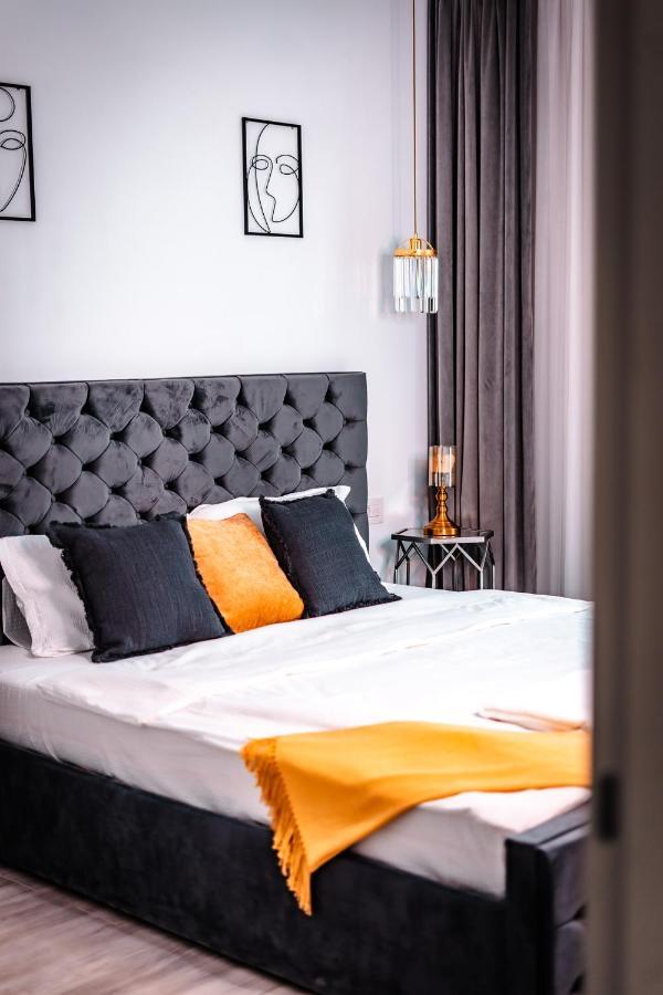 Luxury Family Apartment With Private Parking And Forest View Timişoara Eksteriør billede
